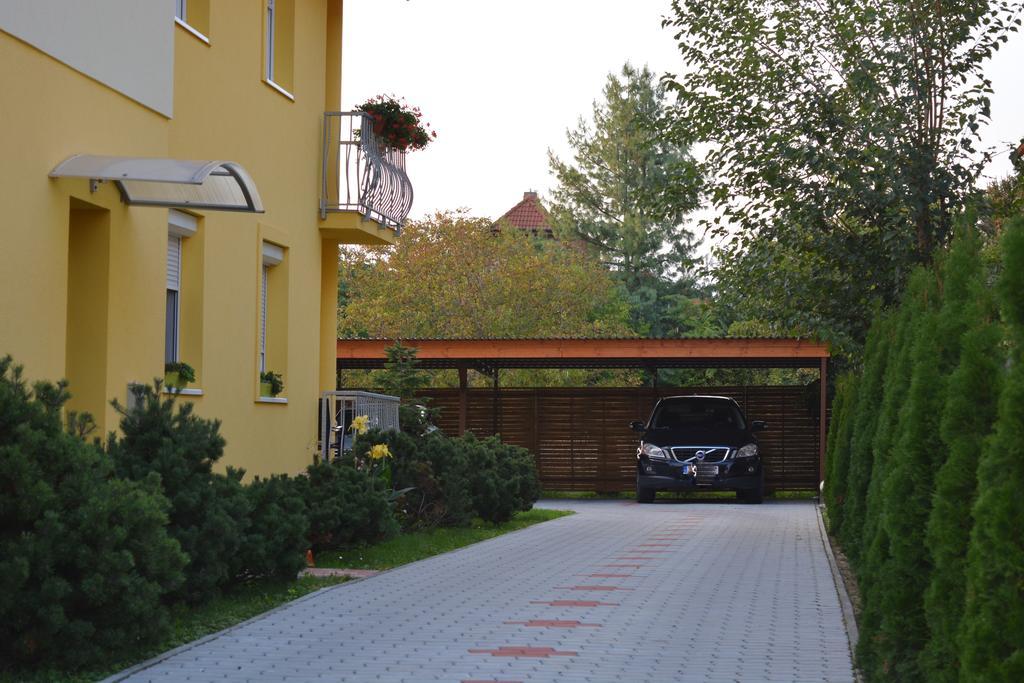 Salve Apartment Hévíz Exterior foto